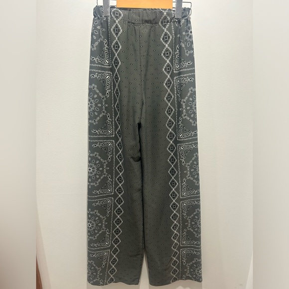 DYNAMITE sz XS grey straight wide leg pants with with draw string waist - Picture 4 of 5